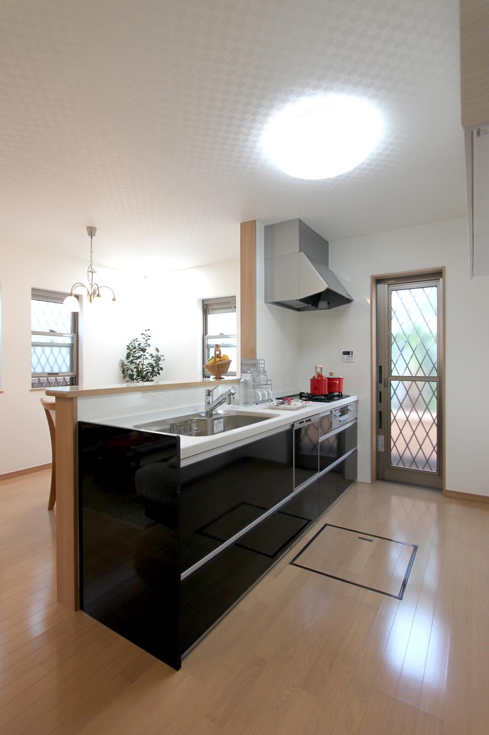 Kitchen.  ◆ Counter Kitchen