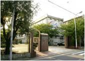 park. Nagata 160m carefree Hashirimawareru children's playground to East Park, 2-minute walk from Nagata East Park