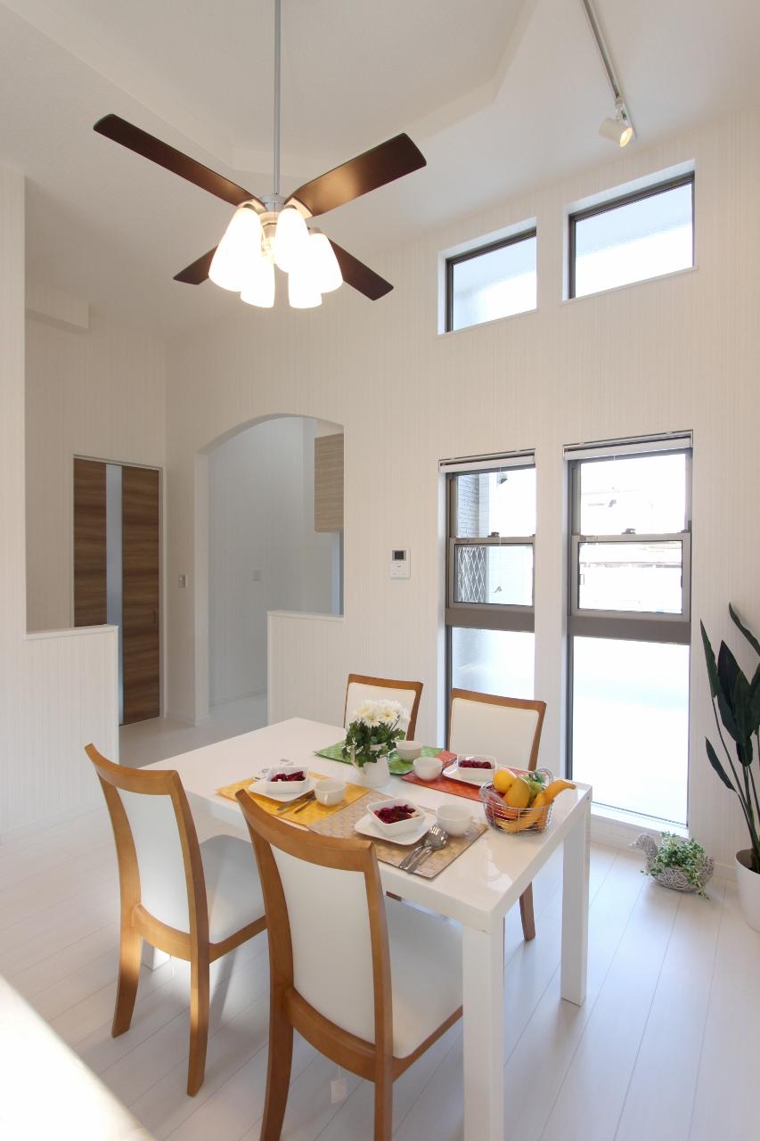 exhibition hall / Showroom. ■ Dining space