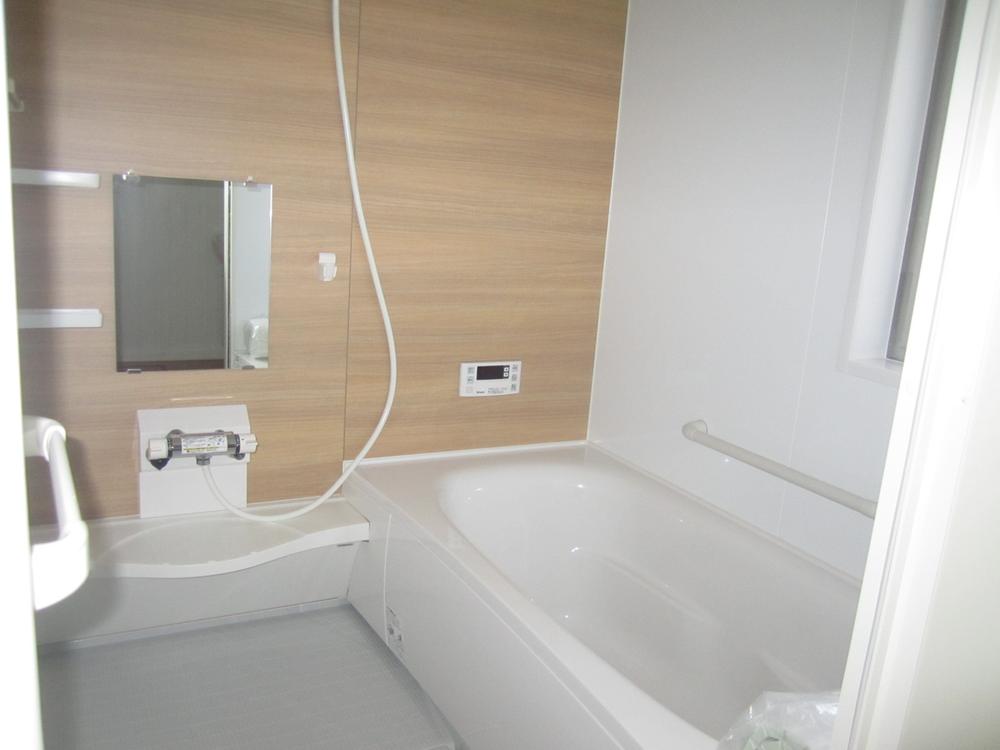 Bathroom. Bathing of more than a square meters of the 1616 size. Relaxing bath time.