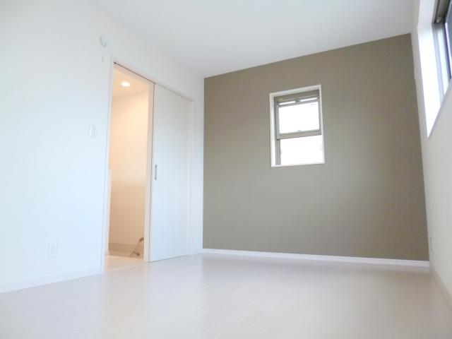 Non-living room. Design Cross use