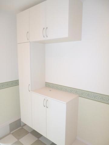 Entrance. Shoe box of large capacity storage