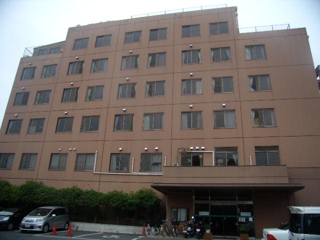 Hospital. 300m until the medical corporation sheets Oka hospital