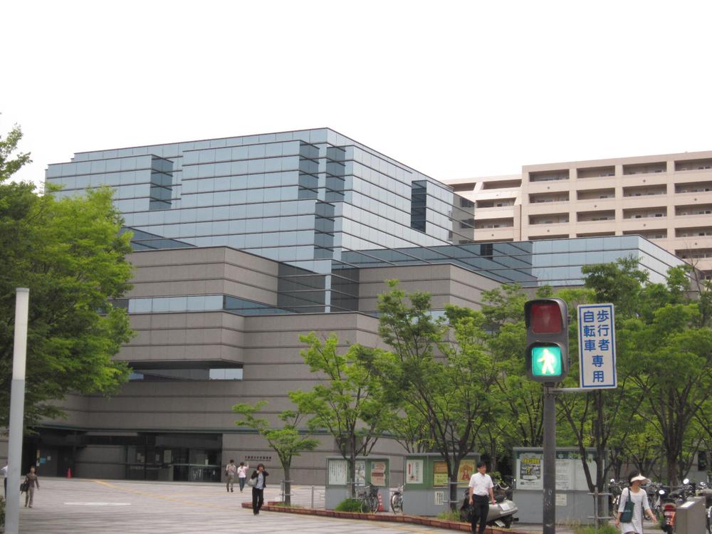 library. Higashi-Osaka 1050m to Central Library