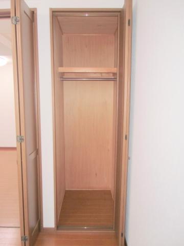 Receipt. Western-style housing