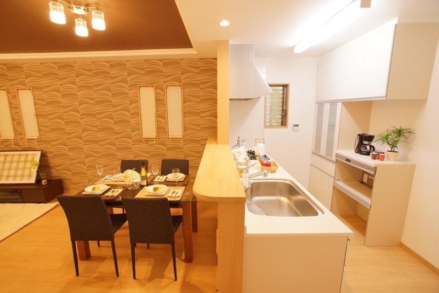 Same specifications photos (living). Same specifications living, kitchen