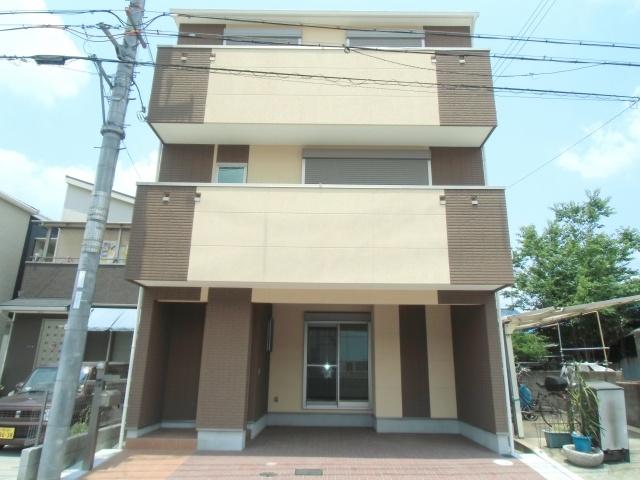 Local appearance photo. Daylighting ・ Ventilation is good