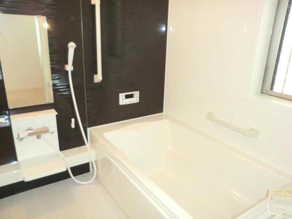 Same specifications photo (bathroom). Same specifications