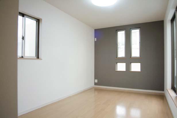 Non-living room. Indoor (11 May 2013) Shooting