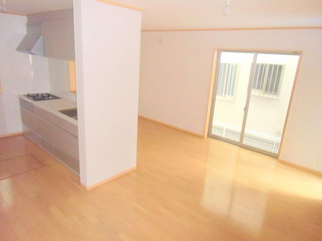 Same specifications photos (Other introspection). Bright spacious living