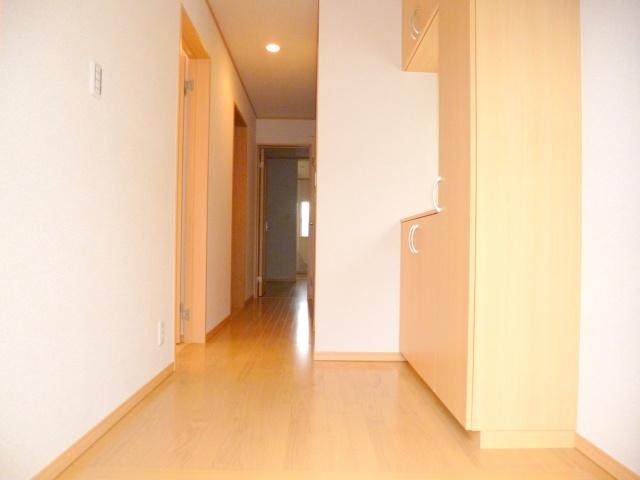 Same specifications photos (Other introspection). 24-hour ventilation system equipped