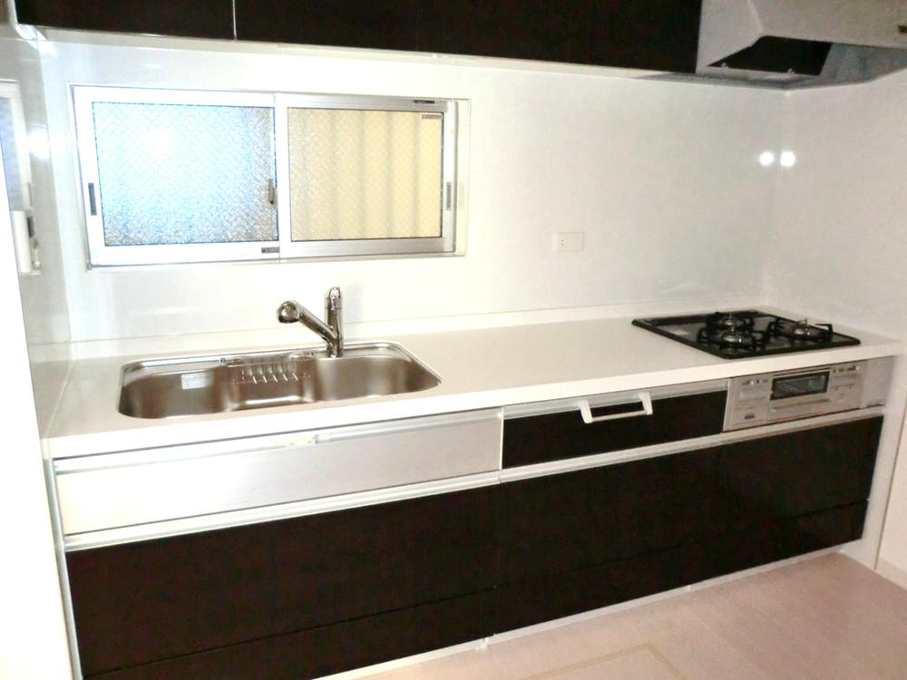 Same specifications photo (kitchen). Construction example photo