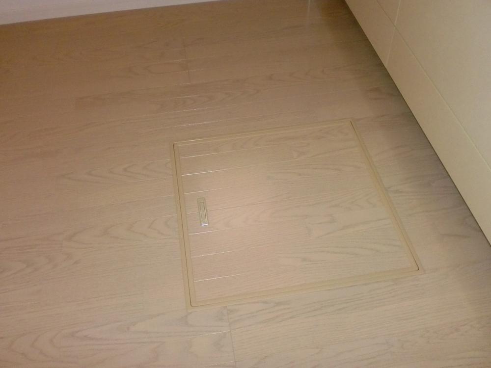 Receipt. Underfloor storage (same specifications photo)