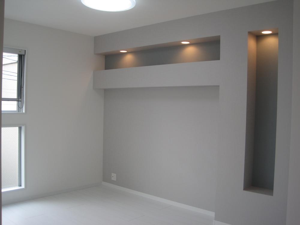 Decorating accessories There are fixtures of the shelf in the living, Fashionable You can enjoy the handy room.