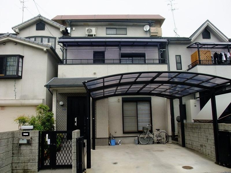 Local appearance photo. Local (10 May 2013) Shooting