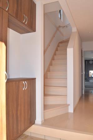 Entrance. Widely spacious entrance space ☆