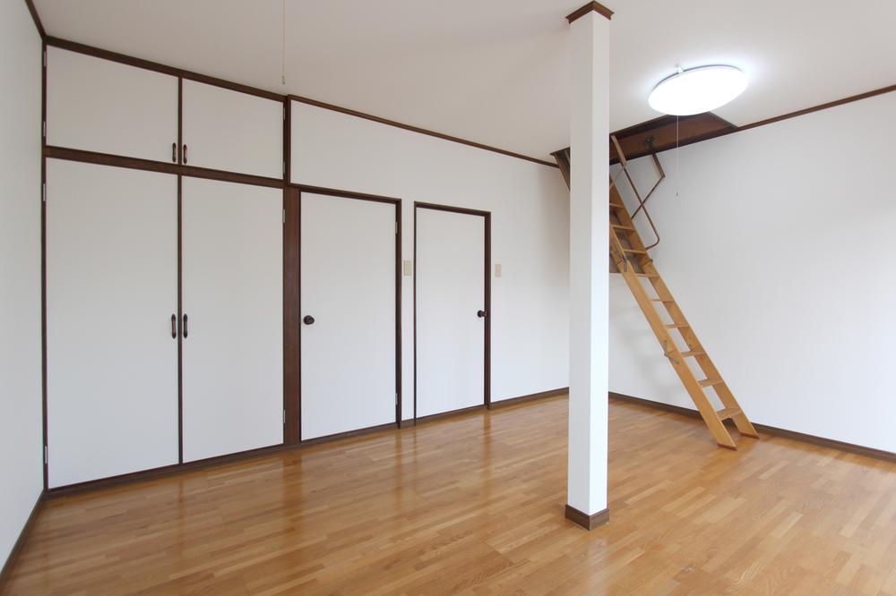 Non-living room.  ■ 3 Kaiyoshitsu