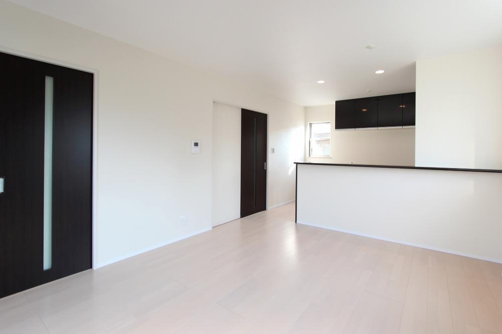 Living.  ■ Living space