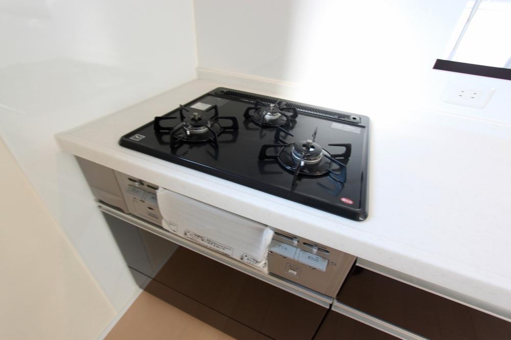Other Equipment.  ■ kitchen Stove