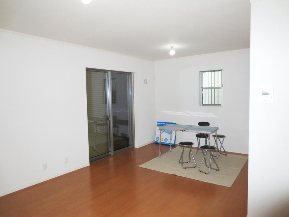 Living. Indoor (12 May 2013) Shooting