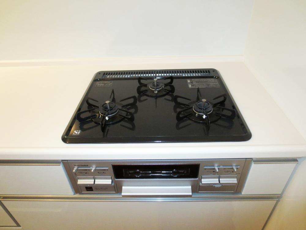 Kitchen. Indoor (12 May 2013) Shooting