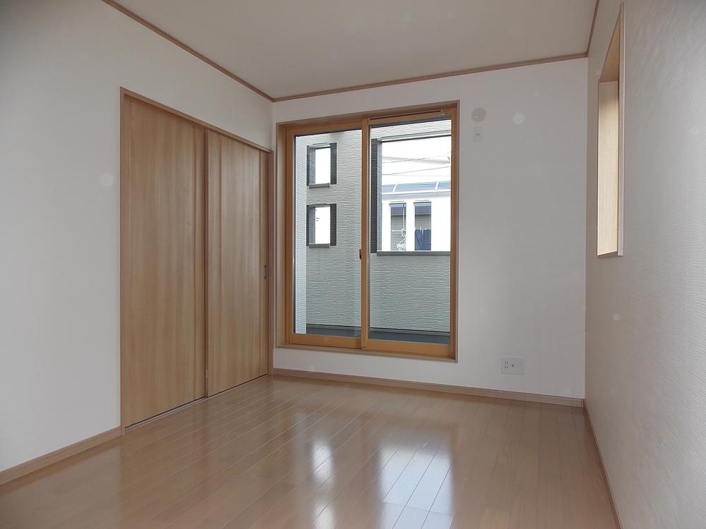 Non-living room. Second floor bedroom. Wide balcony.