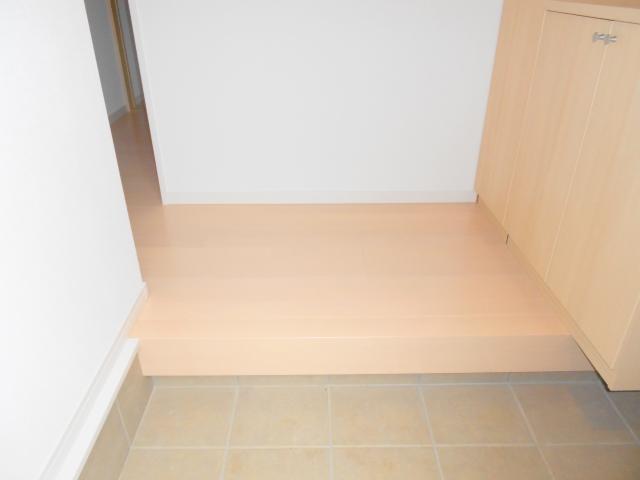 Same specifications photos (Other introspection). It is entrance