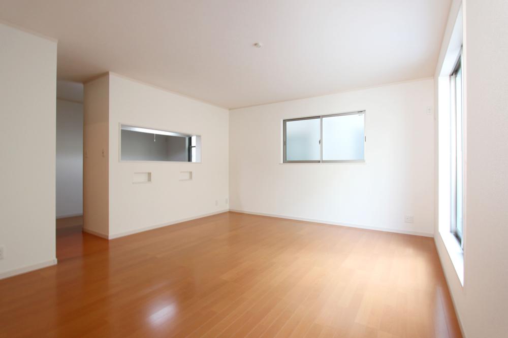 Same specifications photos (living). ◆ Living same specifications