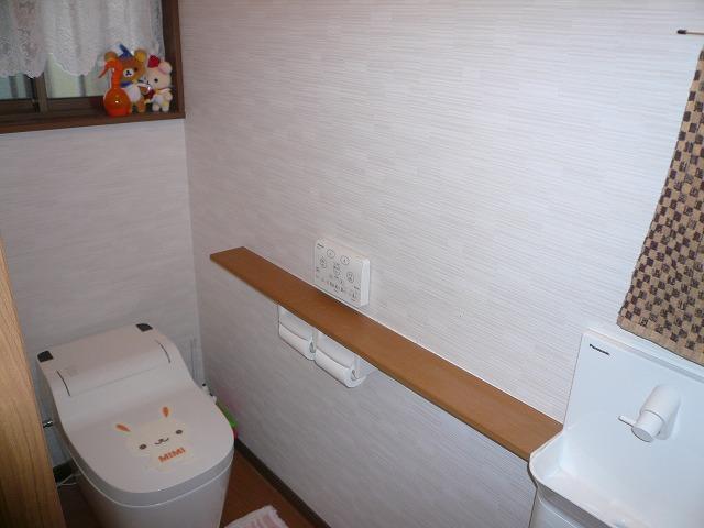 Toilet.  ☆ Warm water washing toilet seat