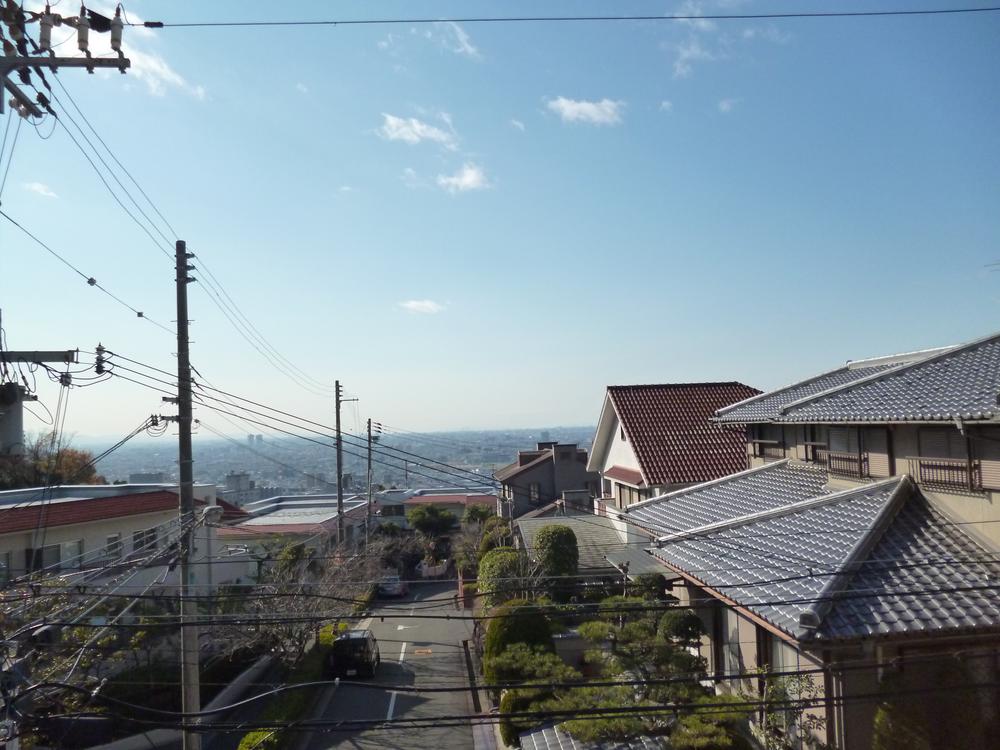 View photos from the dwelling unit. View from the site (December 2013) Shooting