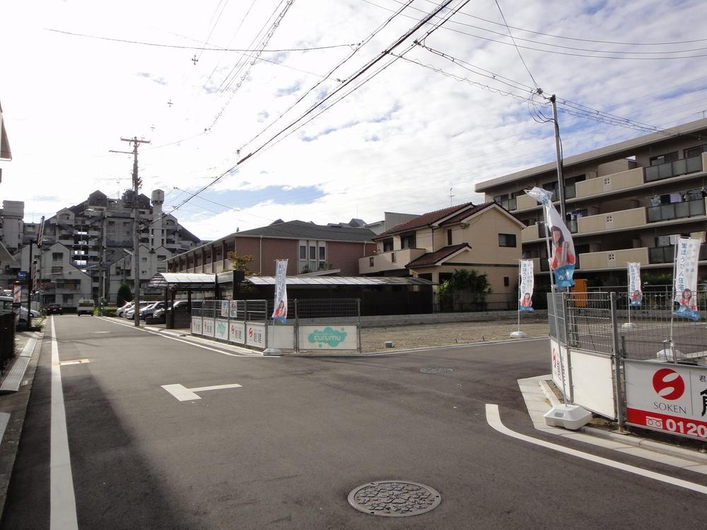 Local land photo. Rest assured that the road is also wide Local (September 2013) Shooting