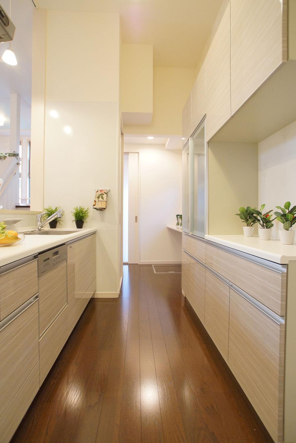 Kitchen. Our construction case. Easy-to-use kitchen can take many storage