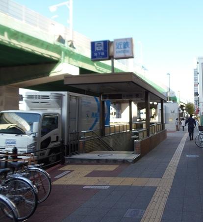 station. Metro center line Up to about 560m Namba Osaka to Nagata Station 20 minutes / Very convenient and about 29 minutes until the Cosmo Square