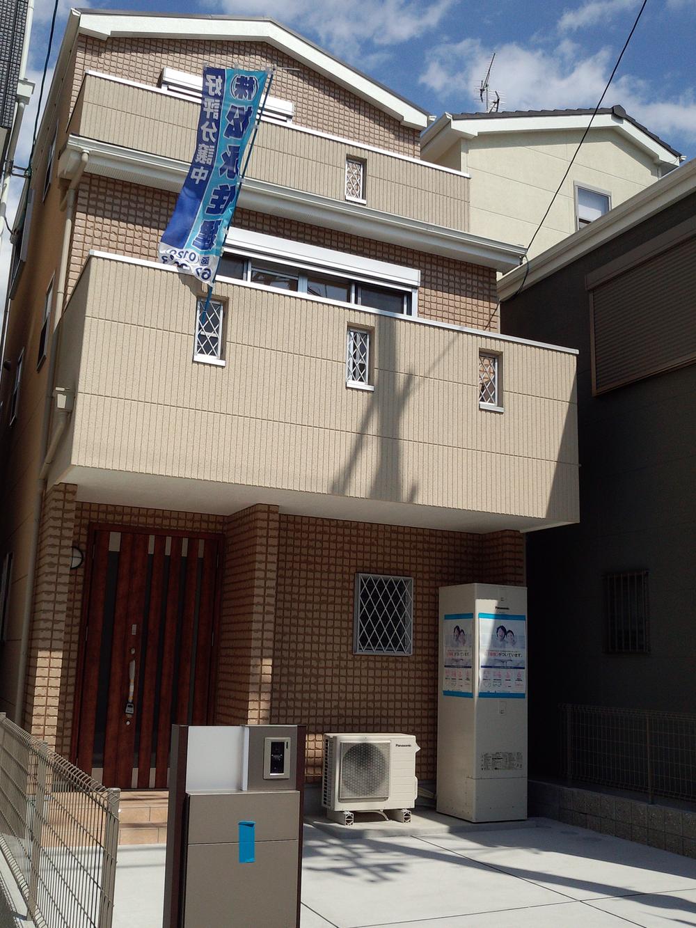 Local appearance photo. Local (August 2013) Shooting