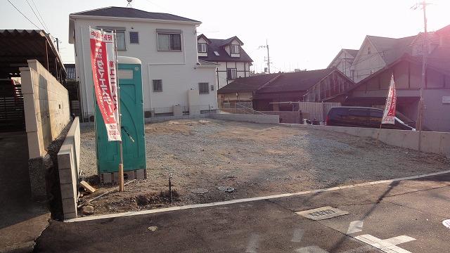 Local photos, including front road.  ☆ Local Photos ☆