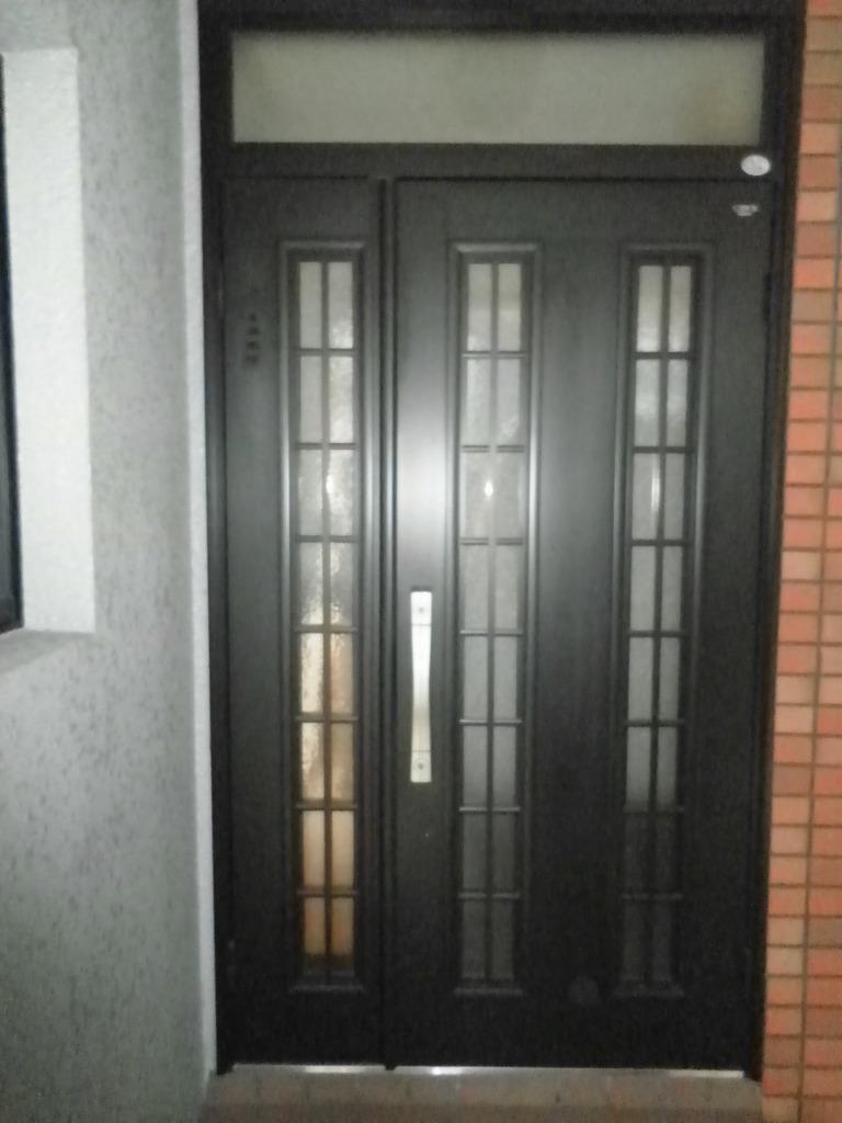 Entrance. Local (February 2012) Shooting