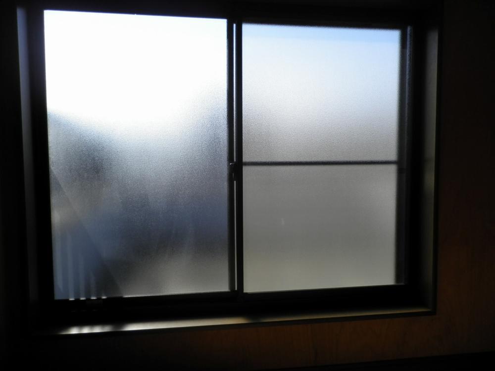 Receipt. Balcony side from the fourth floor attic storage