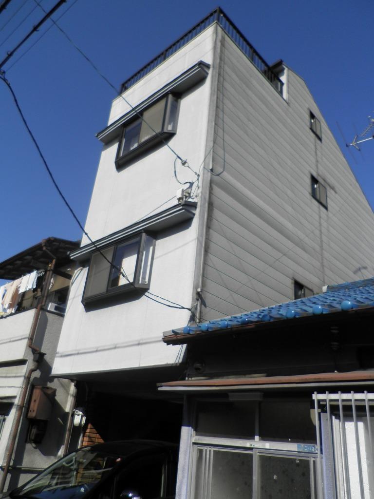 Local appearance photo. Local shooting