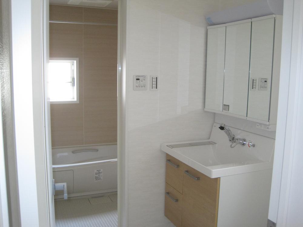 Building plan example (introspection photo). Friendly color of the water around in facilities equipped is spacious space can afford.