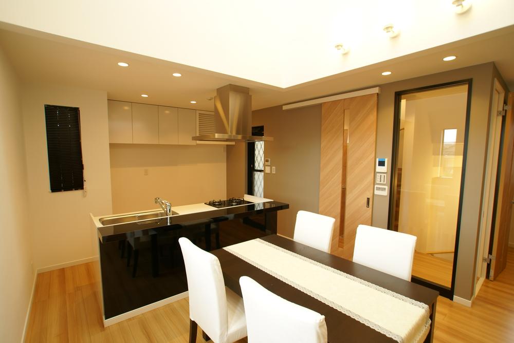 Kitchen. Room (August 2013) Shooting