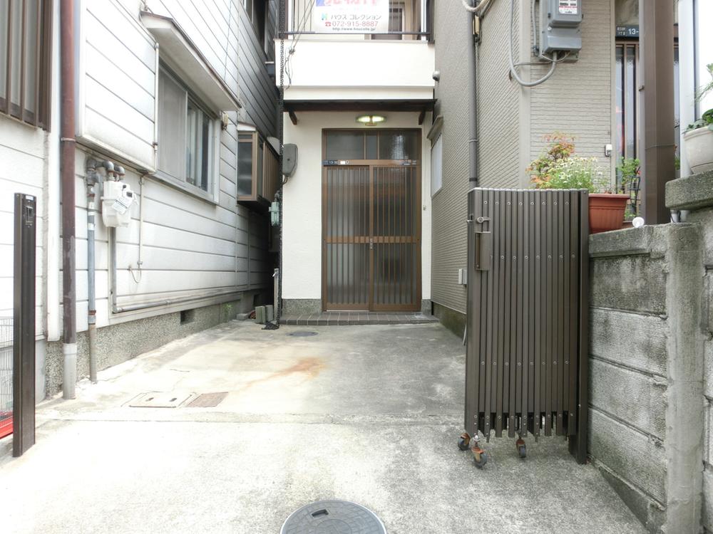 Local appearance photo