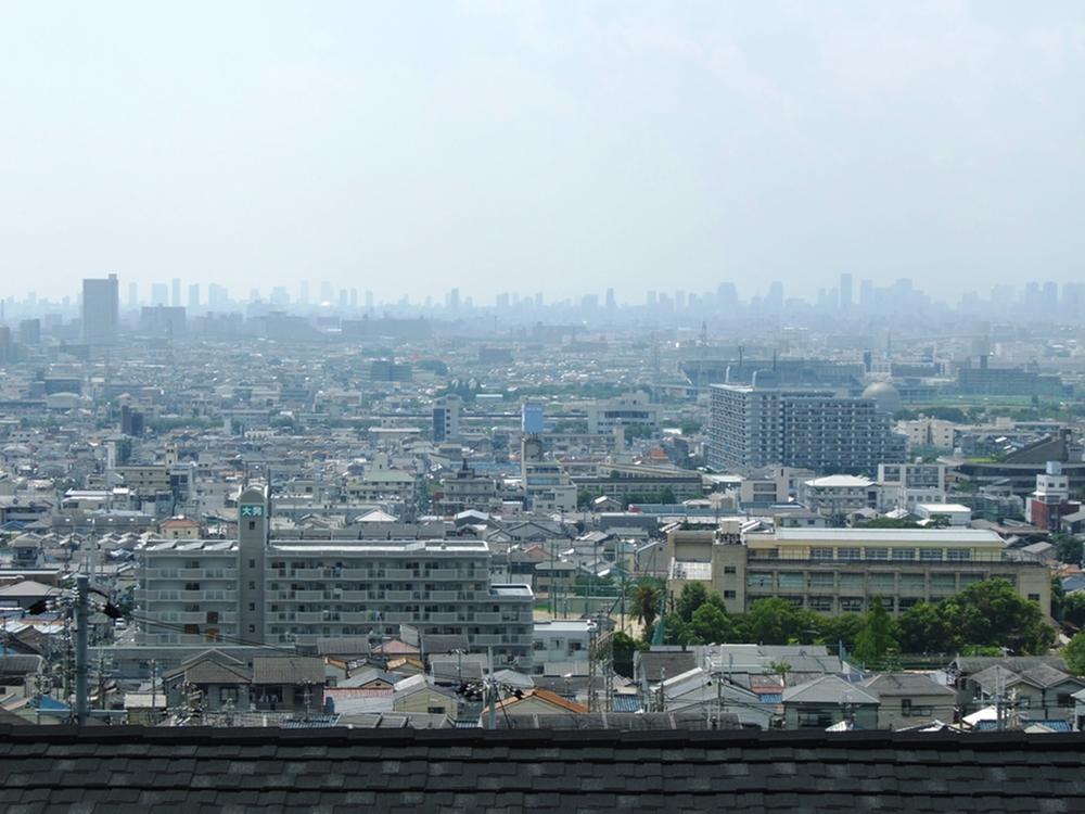 View photos from the dwelling unit. View from the site (July 2013) Shooting