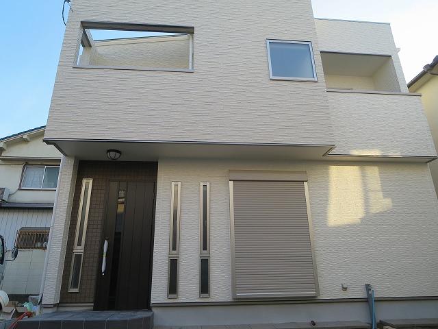 Construction ・ Construction method ・ specification. Siding to keep beautiful appearance of the housing in the design and functionality