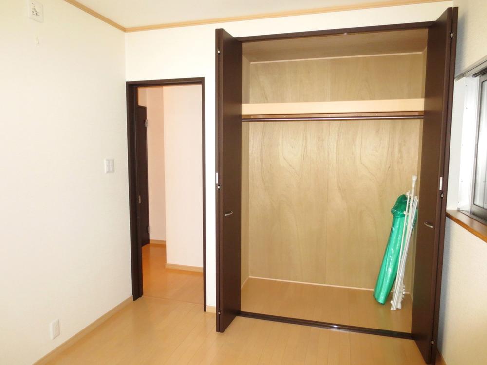 Receipt. Local (10 May 2013) Shooting