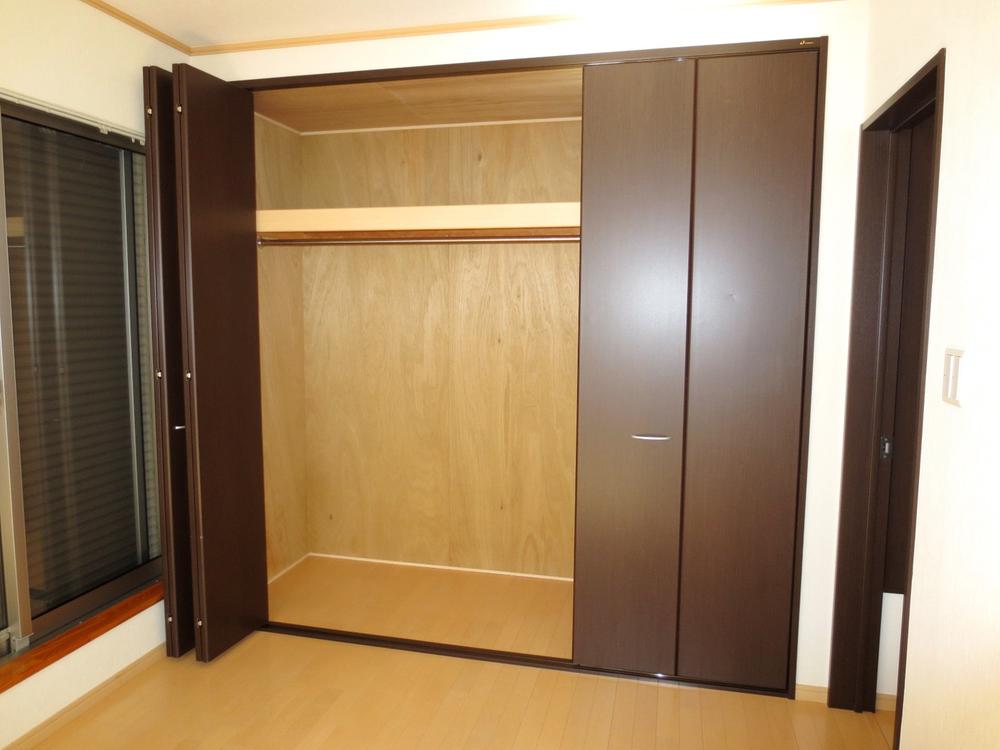 Receipt. Local (10 May 2013) Shooting