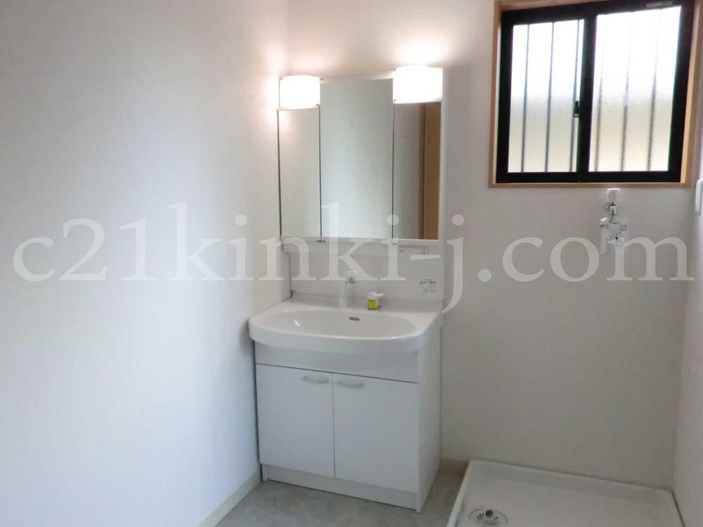 Other Equipment. Same specifications photos (basin)