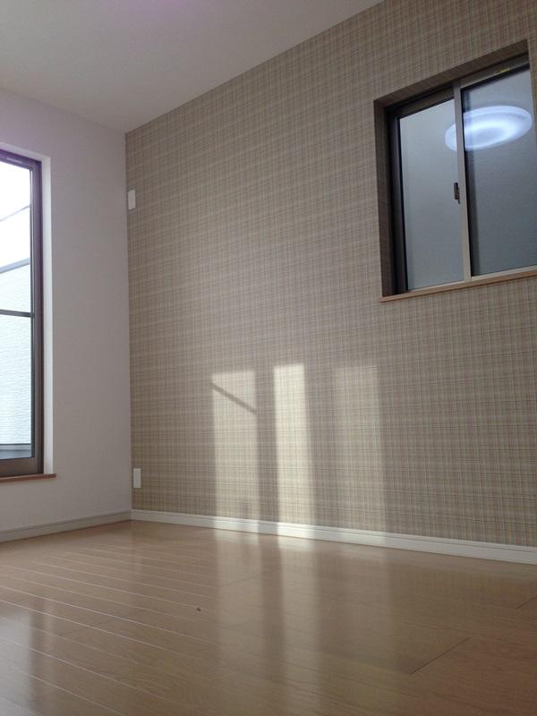 Non-living room. Sunny living room