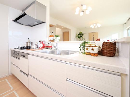 Kitchen. Even while the housework, Or chatting happily with family, You can see how the children who are living.  [Other construction site]