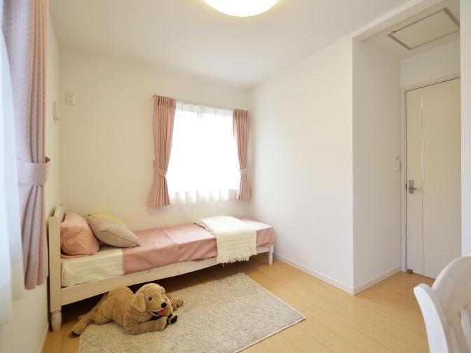 Same specifications photos (Other introspection). Privacy is maintained, It can be used in a variety of such as the children's room and hobby room.  [Other construction site]