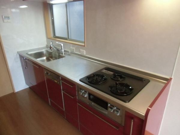 Kitchen. Stylish kitchen is cooking fun ☆